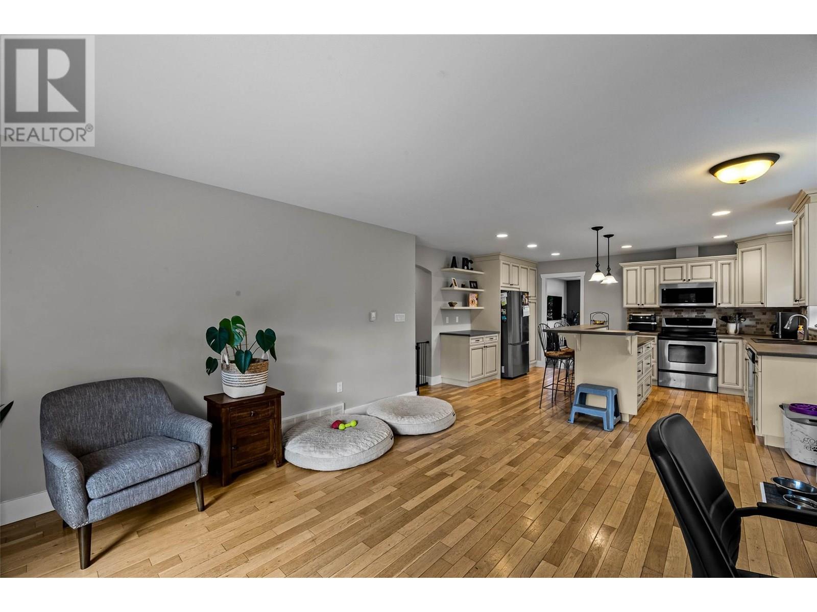Photo 32 of 770 Mccurrach Road, Kamloops BC