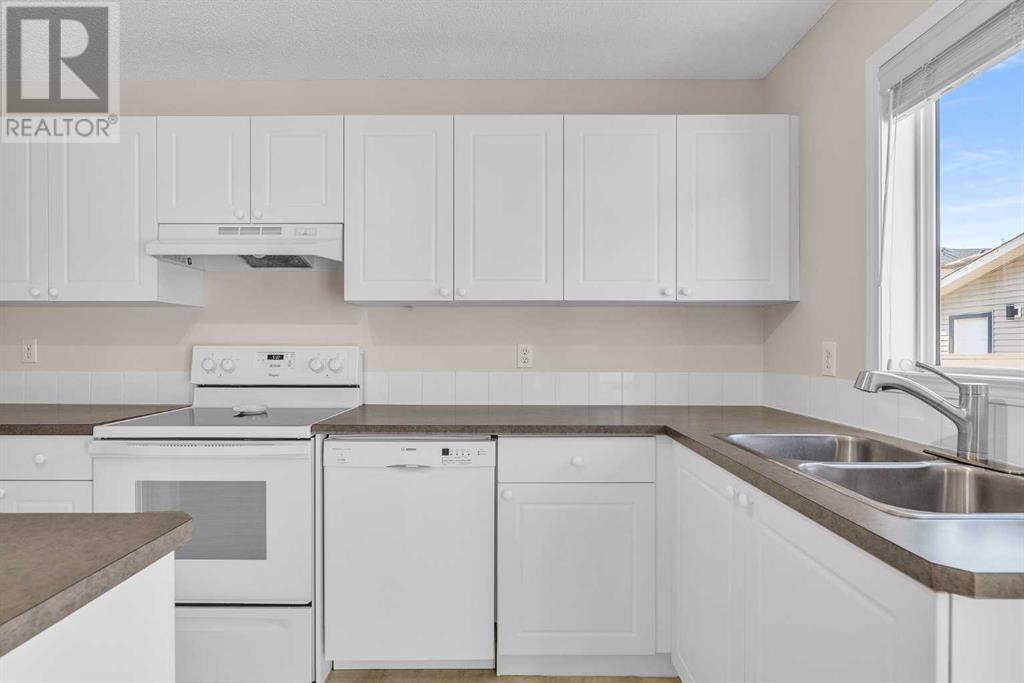 Single Family House for Sale in  Covepark Way NE Coventry Hills Calgary 