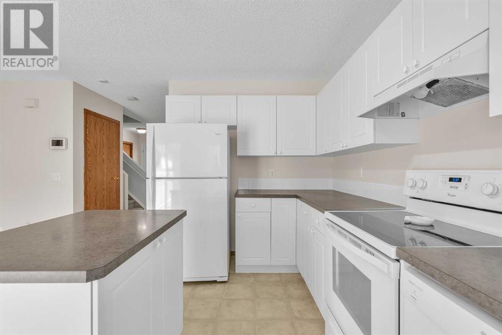 Single Family House for Sale in  Covepark Way NE Coventry Hills Calgary 