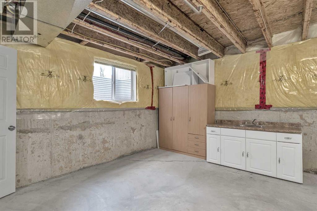 Single Family House for Sale in  Covepark Way NE Coventry Hills Calgary 