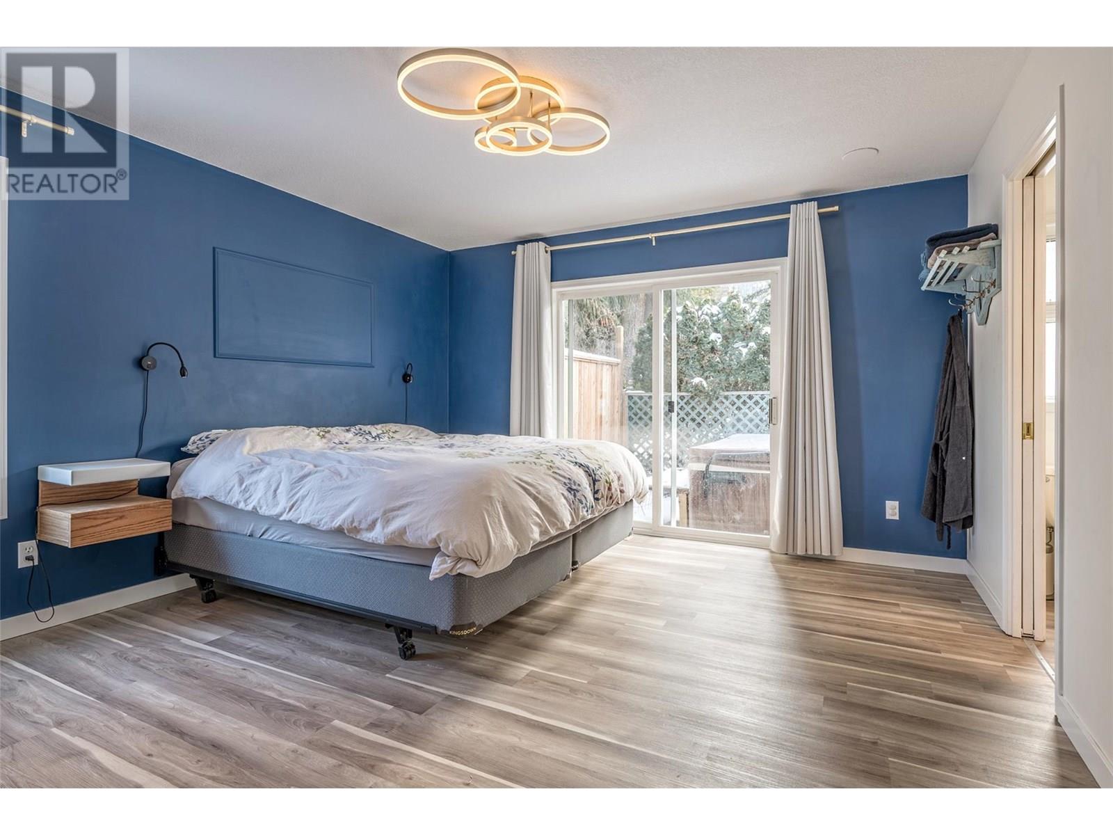 3445 Sidney Crescent, Spallumcheen