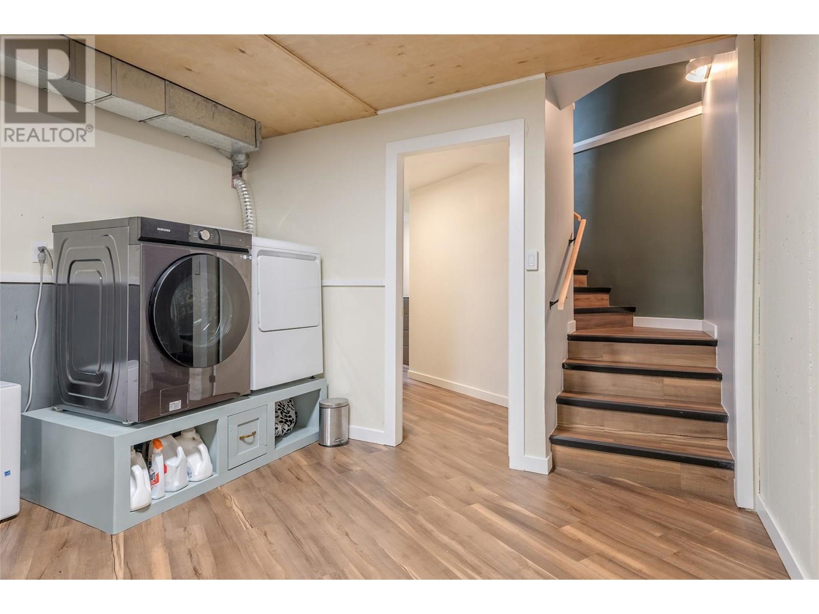 3445 Sidney Crescent, Spallumcheen