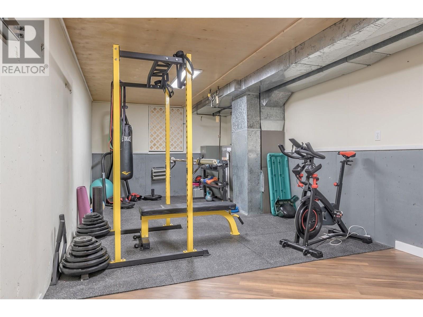 3445 Sidney Crescent, Spallumcheen