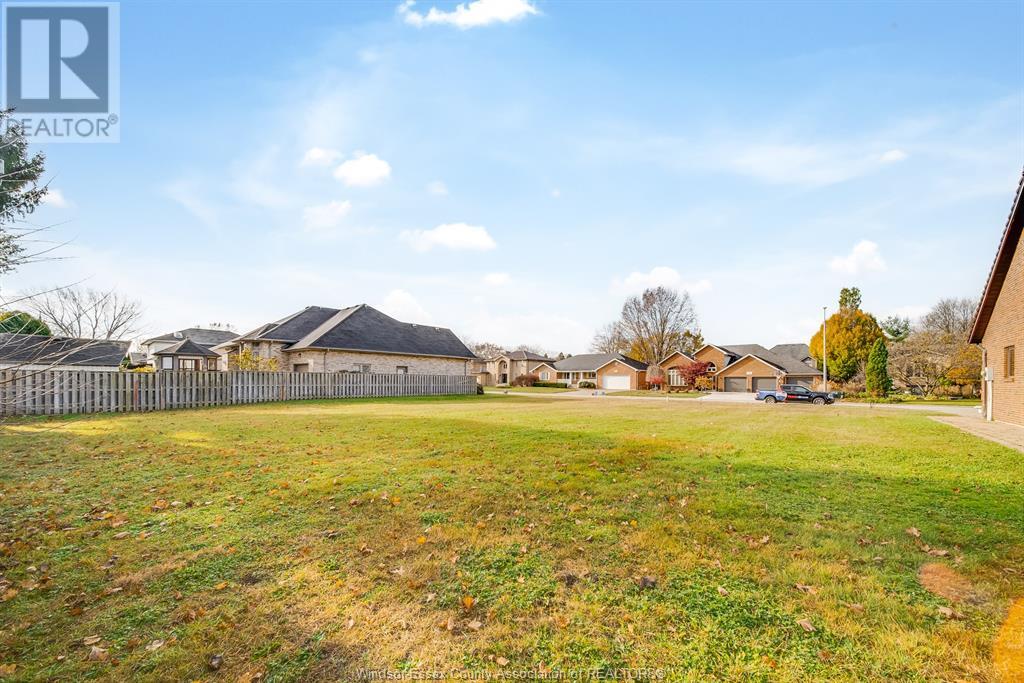 Photo 13 of 5758 Bagley Avenue, Lasalle ON