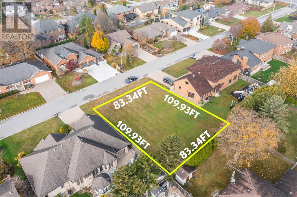 Photo 7 of 5758 Bagley Avenue, Lasalle ON