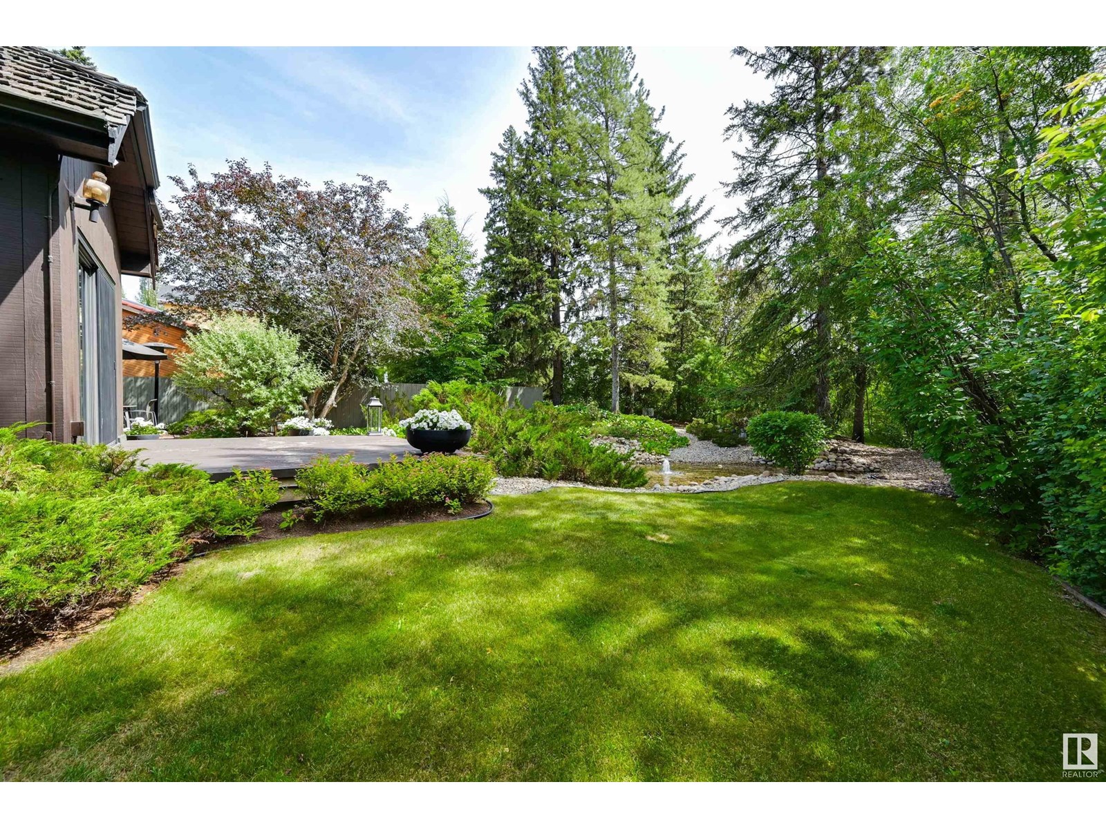 Photo 7 of 14232 Ravine Dr Nw, Edmonton AB