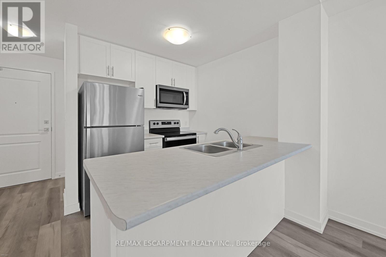 Photo 32 of 416 470 Dundas Street E, Hamilton ON
