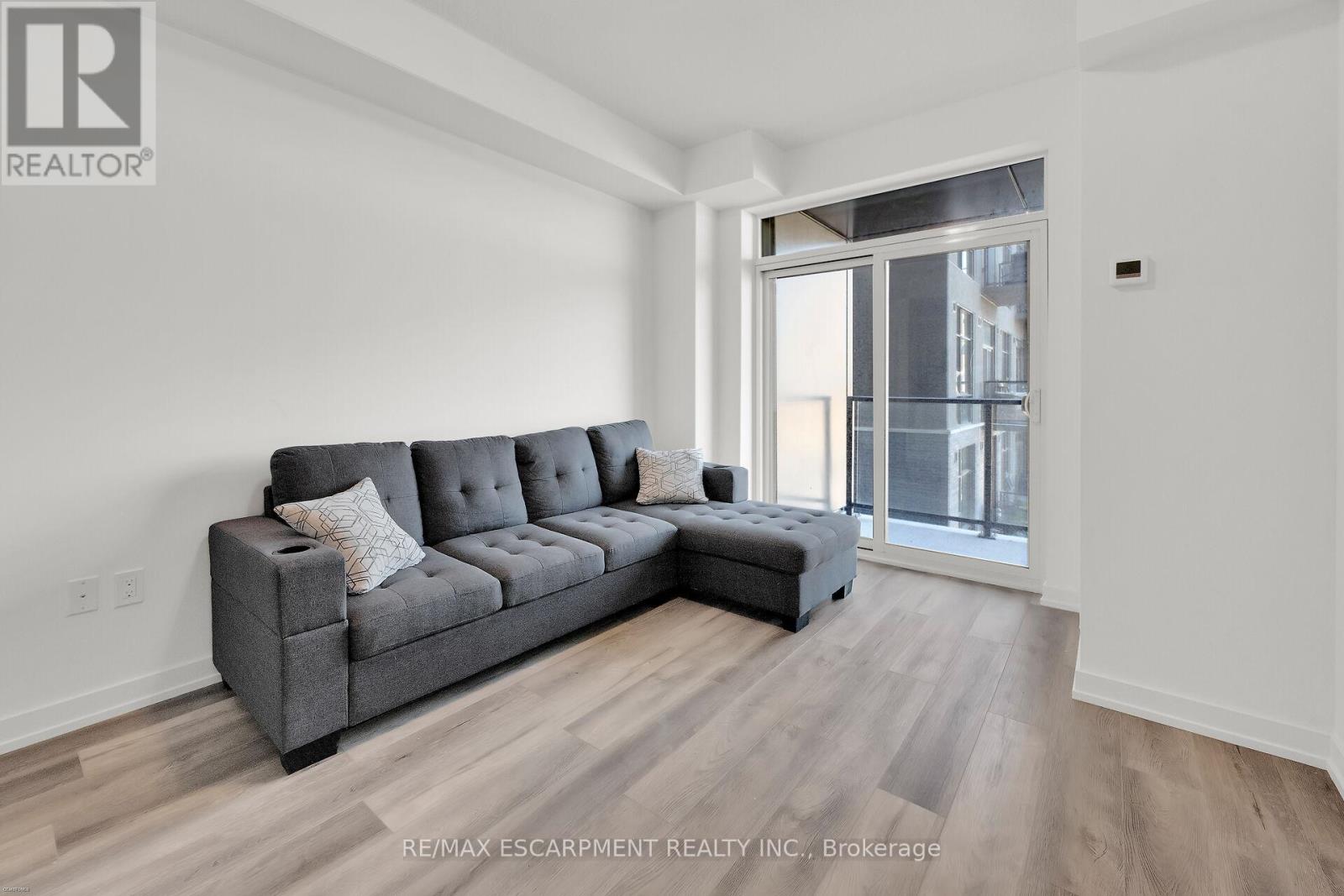 Photo 15 of 416 470 Dundas Street E, Hamilton ON