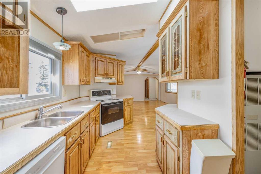 Single Family House Mobile Home for Sale in  Burroughs Manor NE Monterey Park Calgary 