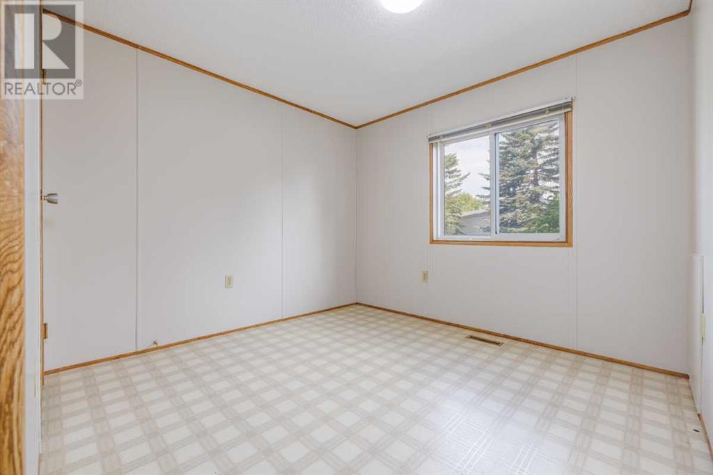 Single Family House Mobile Home for Sale in  Burroughs Manor NE Monterey Park Calgary 
