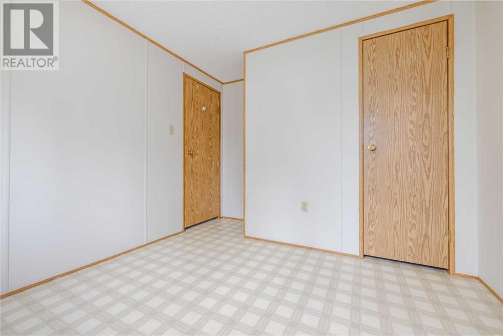 Single Family House Mobile Home for Sale in  Burroughs Manor NE Monterey Park Calgary 
