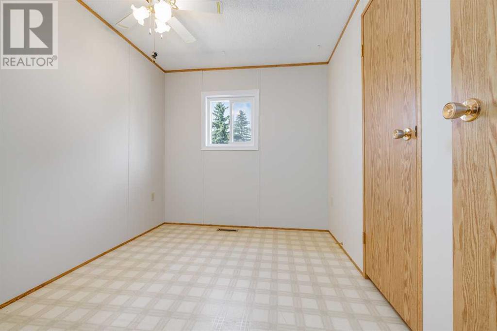 Single Family House Mobile Home for Sale in  Burroughs Manor NE Monterey Park Calgary 