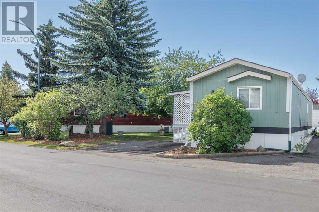 Single Family House Mobile Home for Sale in  Burroughs Manor NE Monterey Park Calgary 