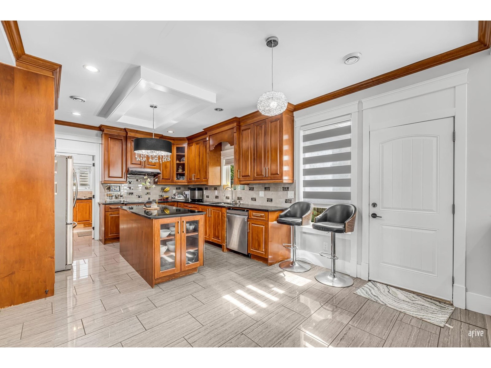 Photo 14 of 6287 148 A Street, Surrey BC
