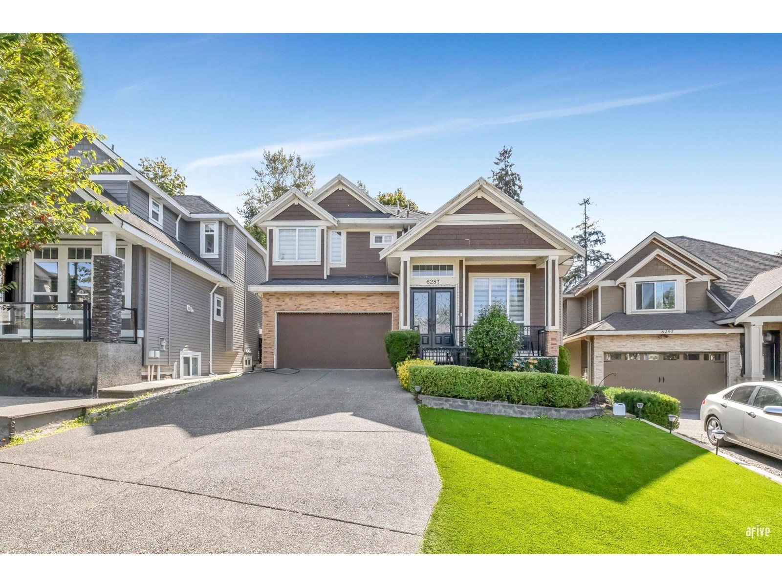 Photo 1 of 6287 148 A Street, Surrey BC