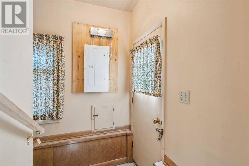 Single Family House Bi-level for Sale in   Street SW Richmond Calgary 