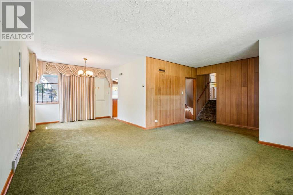 Single Family House Bi-level for Sale in   Street SW Richmond Calgary 