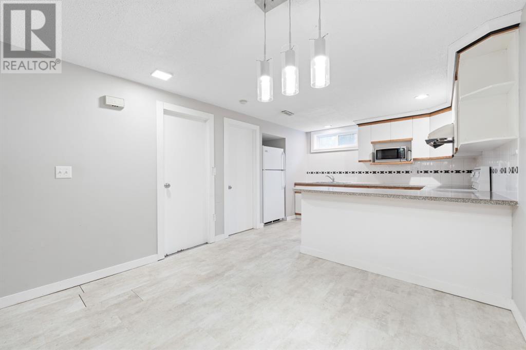 Single Family House 4 Level for Sale in  Penswood Place SE Penbrooke Meadows Calgary 