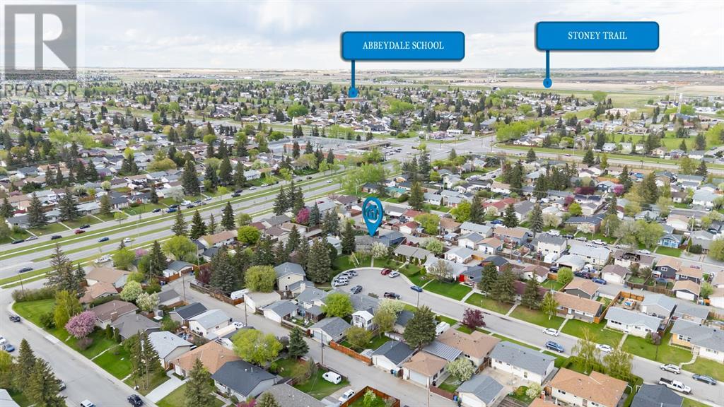 Single Family House 4 Level for Sale in  Penswood Place SE Penbrooke Meadows Calgary 