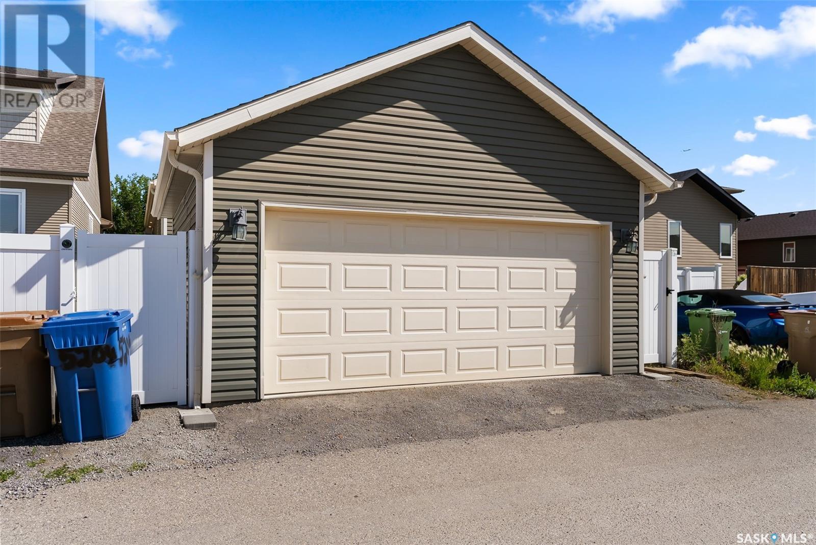 Photo 14 of 5204 Aerial Crescent, Regina SK