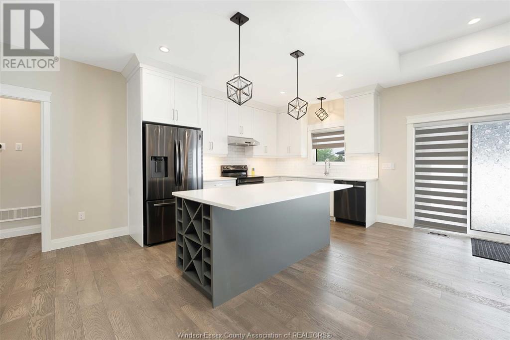 Photo 15 of 401 Pearson Avenue, Amherstburg ON