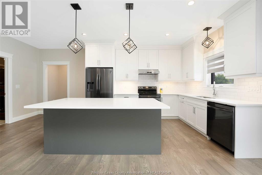 Photo 19 of 401 Pearson Avenue, Amherstburg ON