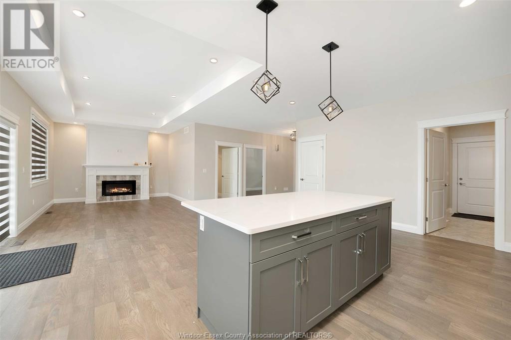 Photo 30 of 401 Pearson Avenue, Amherstburg ON