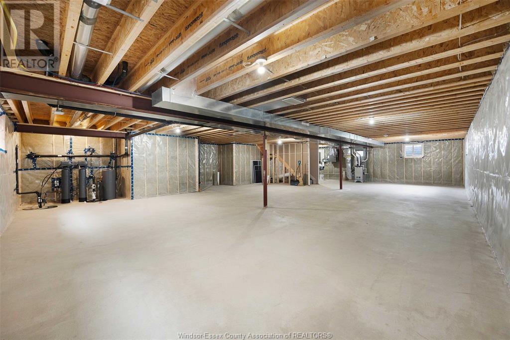 Photo 25 of 401 Pearson Avenue, Amherstburg ON