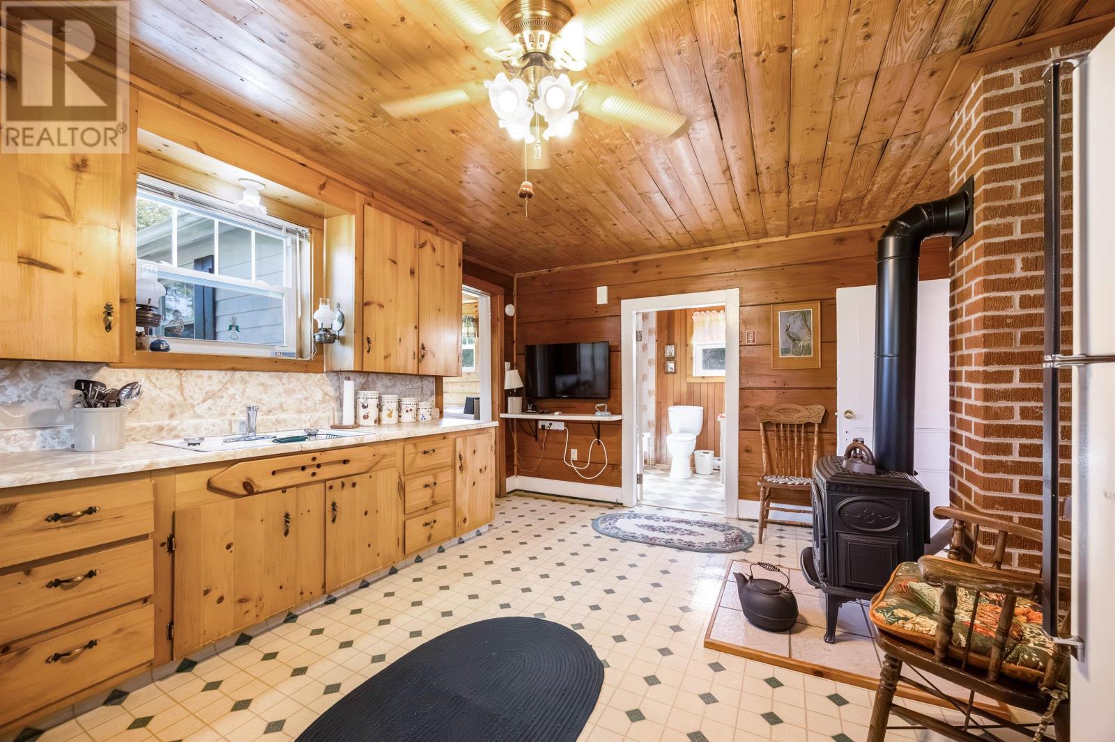 3412 Trans Canada Highway, Rte 1 - 10