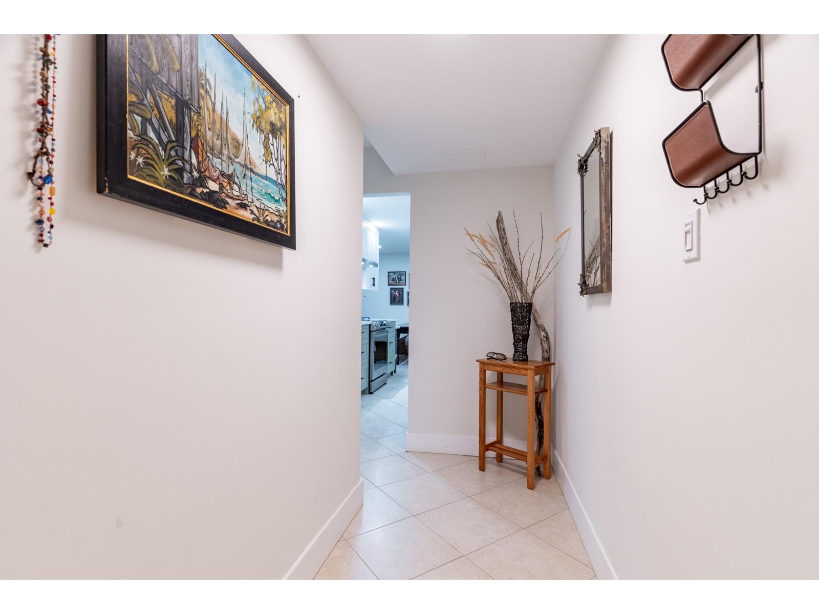 103 1351 MARTIN STREET, White Rock