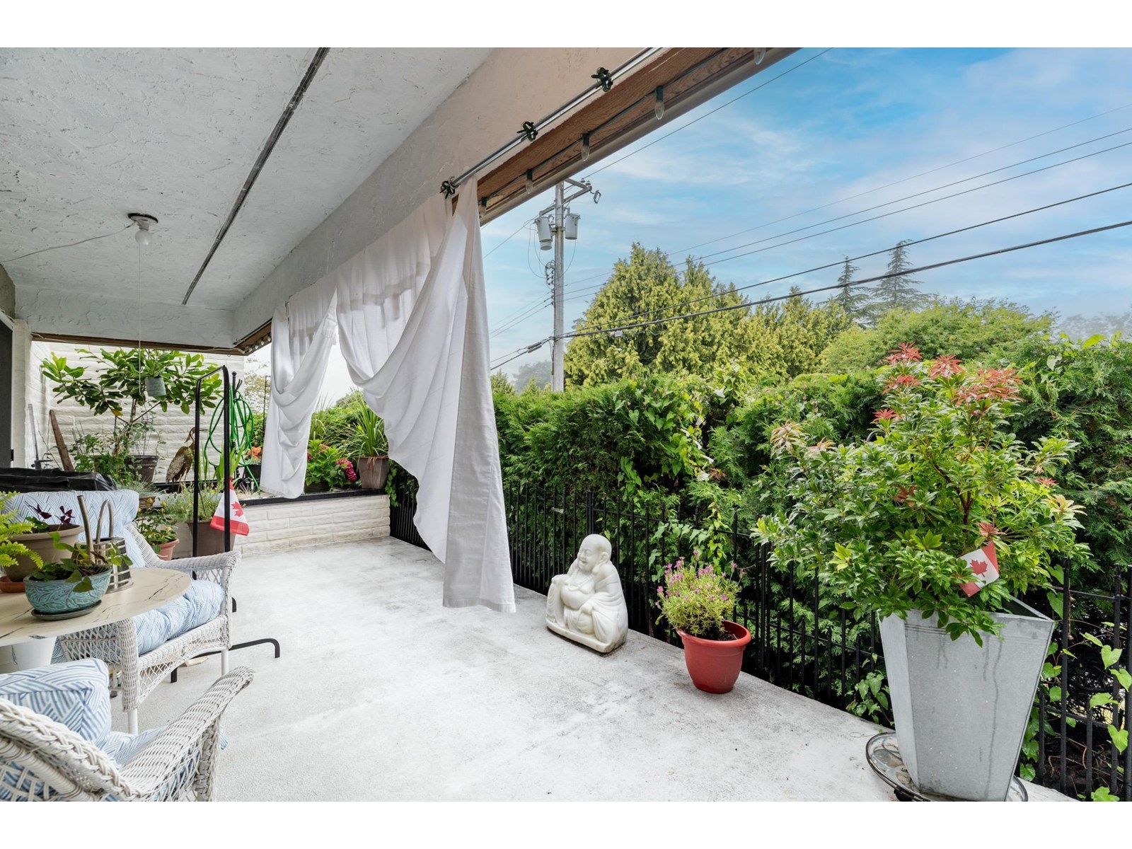 103 1351 MARTIN STREET, White Rock