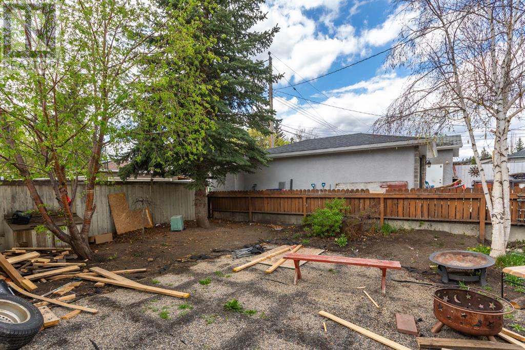 Single Family House Bungalow for Sale in   Avenue SW Glenbrook Calgary 