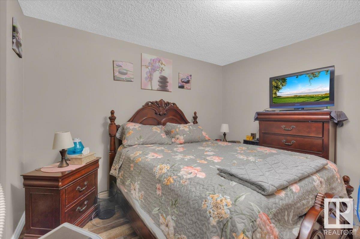 Photo 20 of 1 345 Kirkness Rd Nw, Edmonton AB
