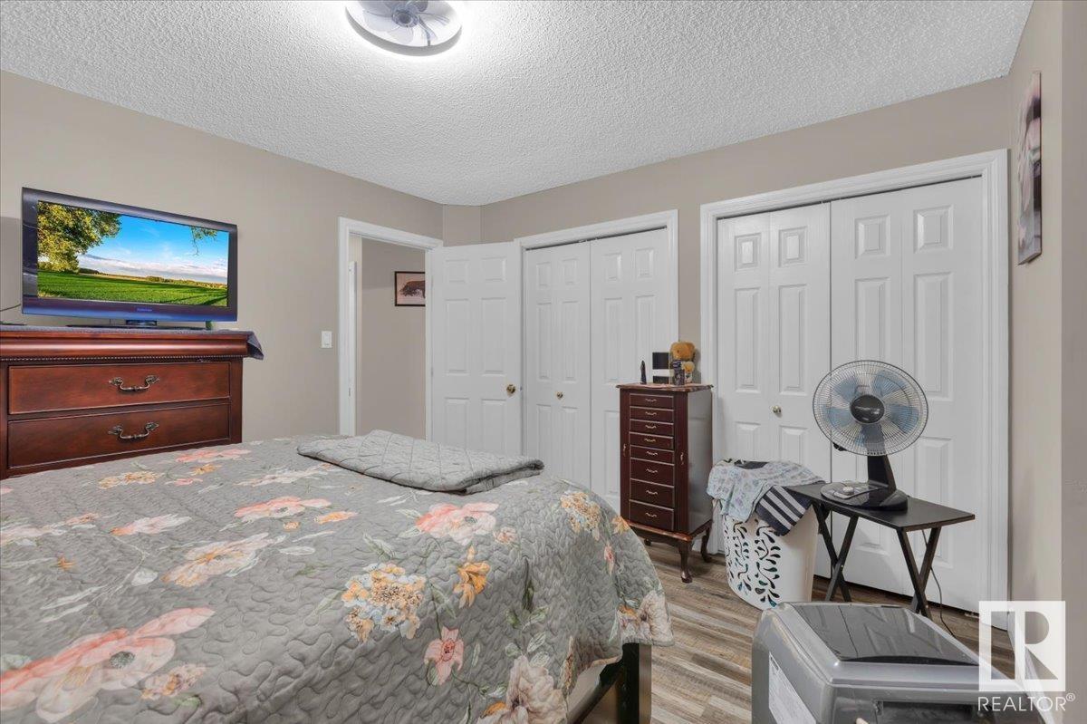 Photo 8 of 1 345 Kirkness Rd Nw, Edmonton AB