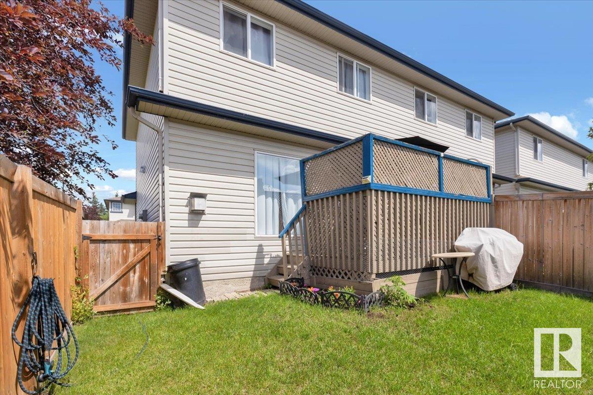Photo 17 of 1 345 Kirkness Rd Nw, Edmonton AB