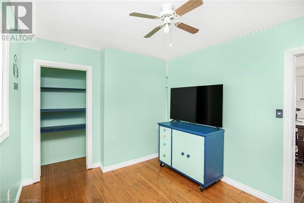Photo 37 of 725 Mud Street E, Stoney Creek ON