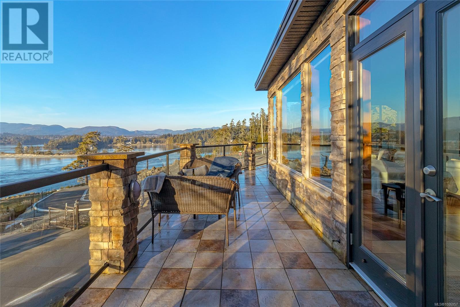 7100 Sea Cliff Rd, Sooke