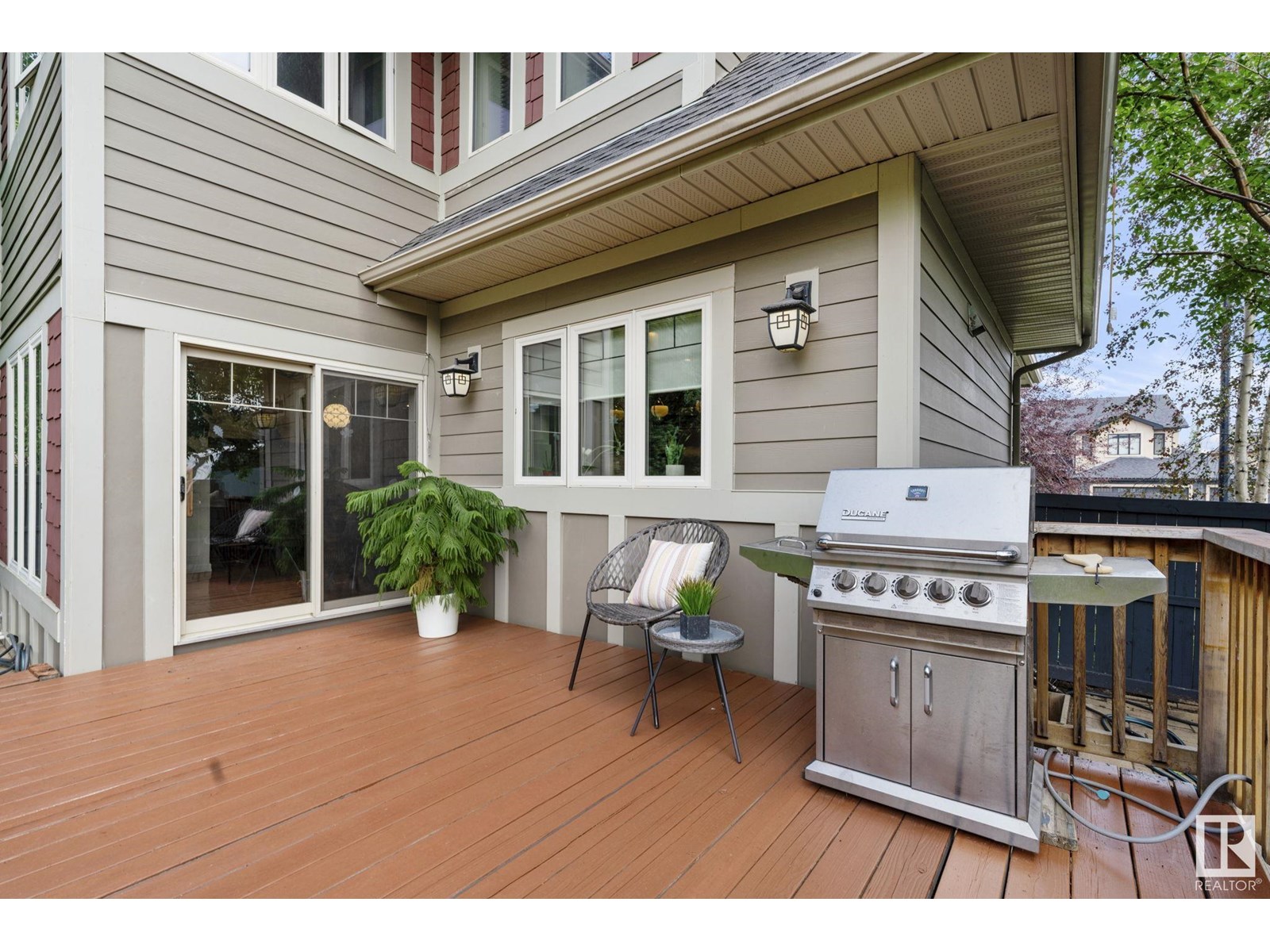 Photo 23 of 3090 Macneil Wy Nw, Edmonton AB