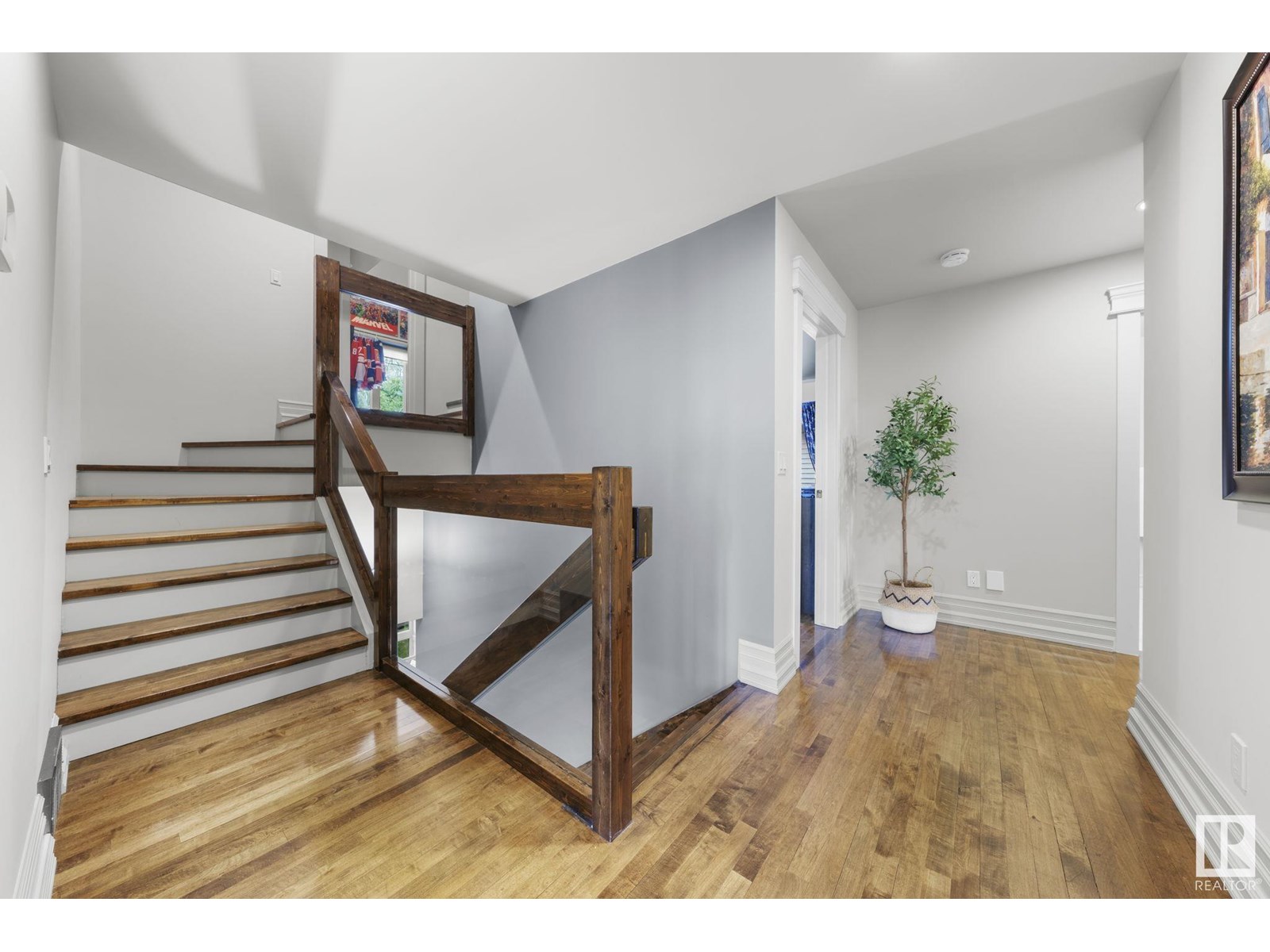 Photo 38 of 3090 Macneil Wy Nw, Edmonton AB