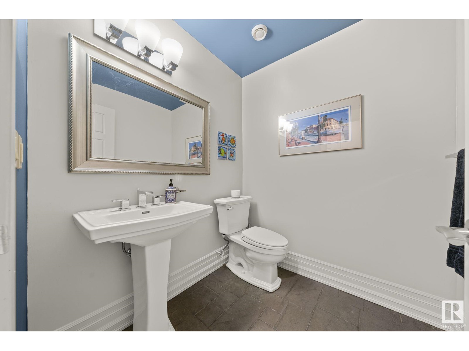 Photo 58 of 3090 Macneil Wy Nw, Edmonton AB