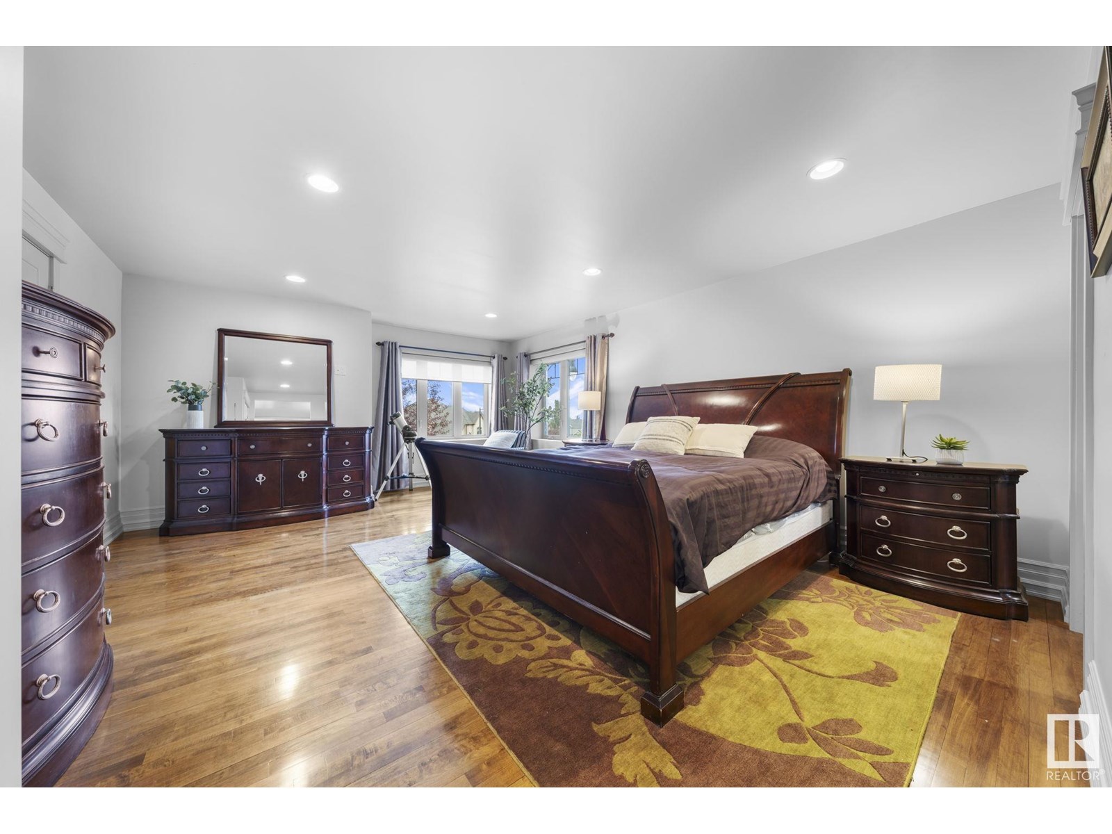 Photo 31 of 3090 Macneil Wy Nw, Edmonton AB