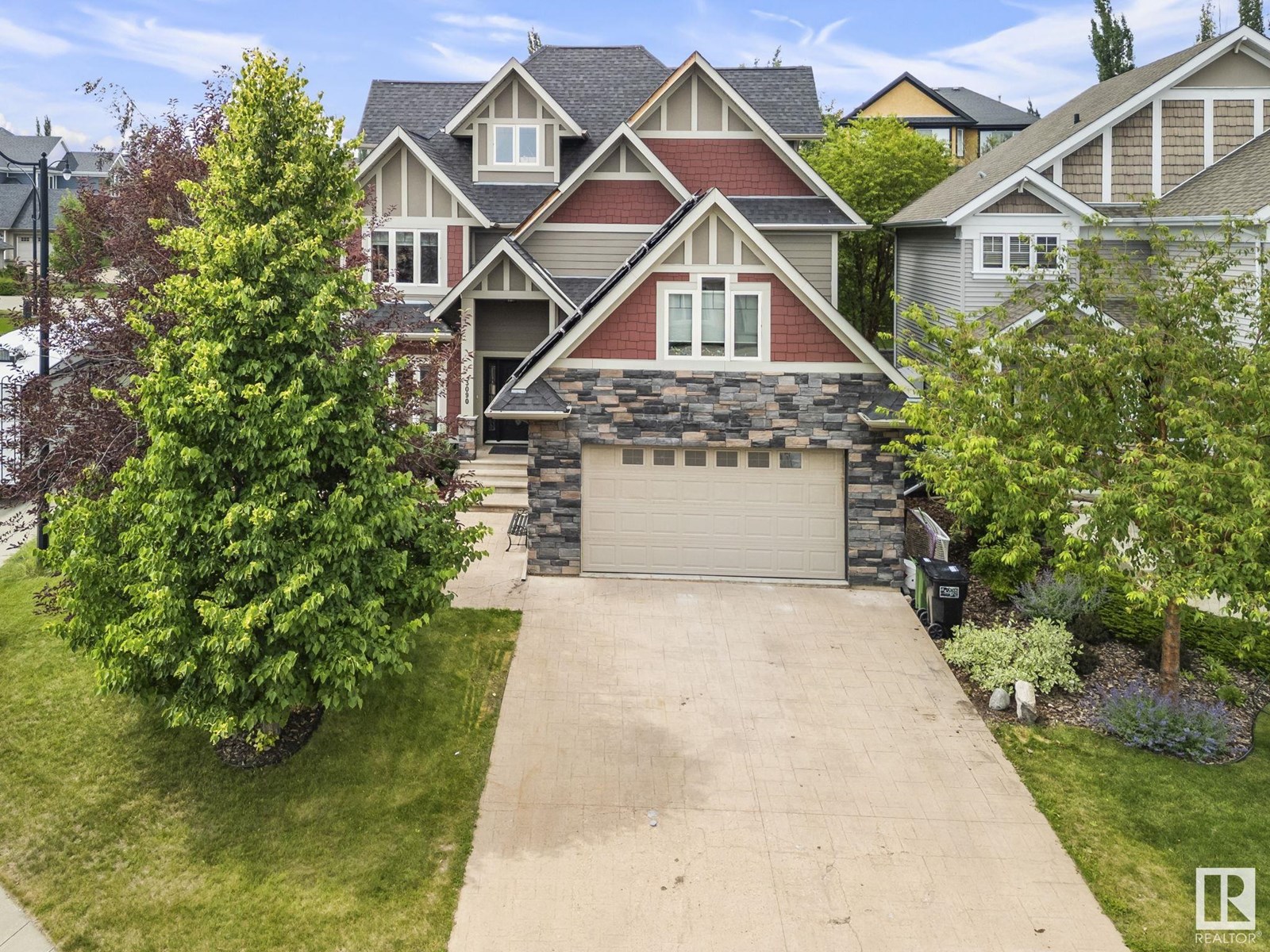 Photo 1 of 3090 Macneil Wy Nw, Edmonton AB