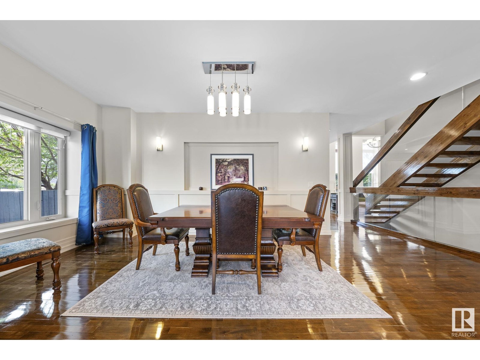 Photo 4 of 3090 Macneil Wy Nw, Edmonton AB