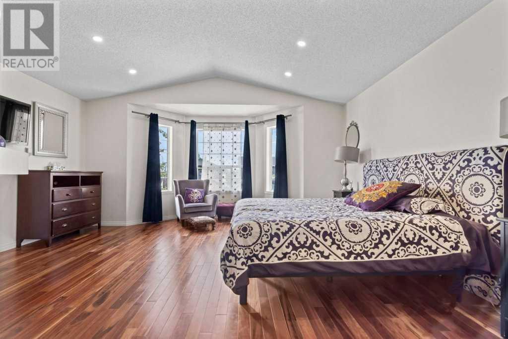 Single Family House 4 Level for Sale in  Arbour Ridge Park NW Arbour Lake Calgary 