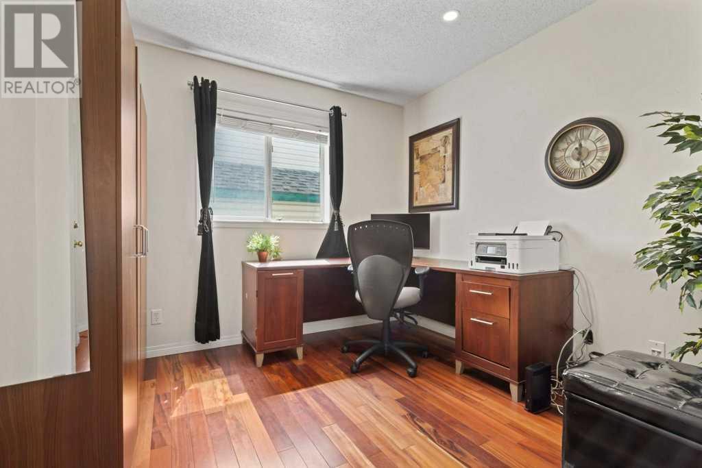 Single Family House 4 Level for Sale in  Arbour Ridge Park NW Arbour Lake Calgary 