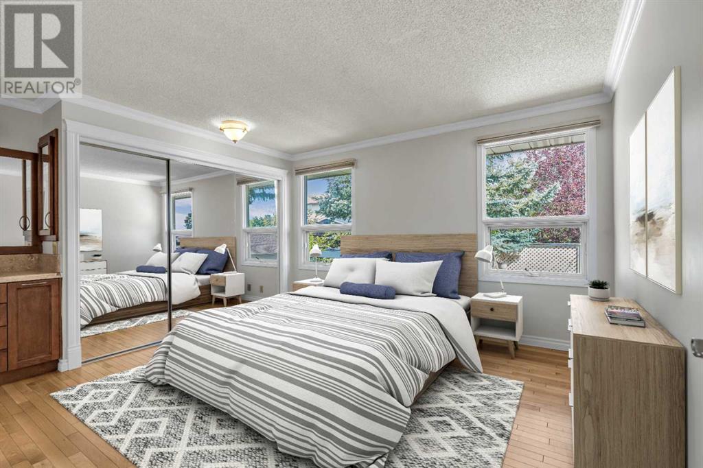 Single Family House 4 Level for Sale in  Edgeland Road NW Edgemont Calgary 