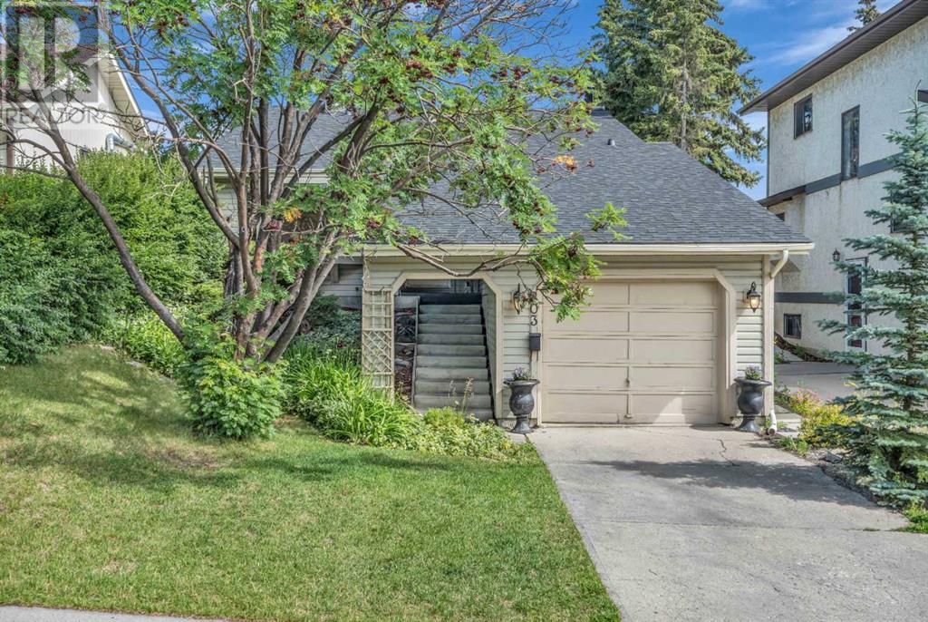 Single Family House 4 Level for Sale in  Edgeland Road NW Edgemont Calgary 
