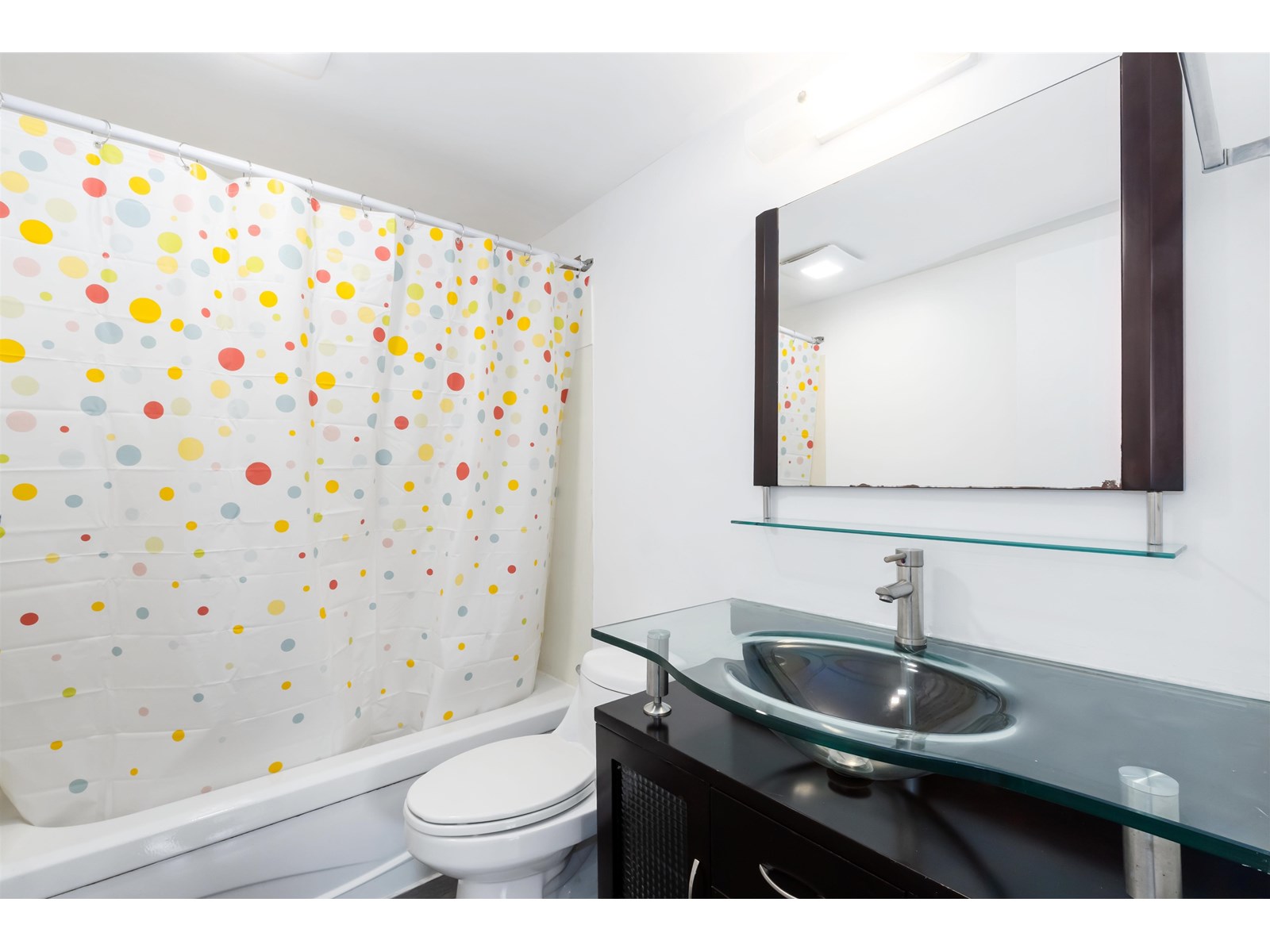 Photo 8 of 104 17661 58 A Avenue, Surrey BC