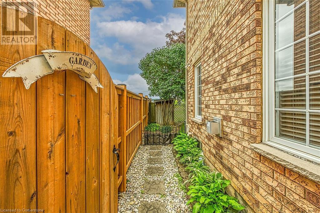 Photo 37 of 6 D Brown Drive, St Catharines ON