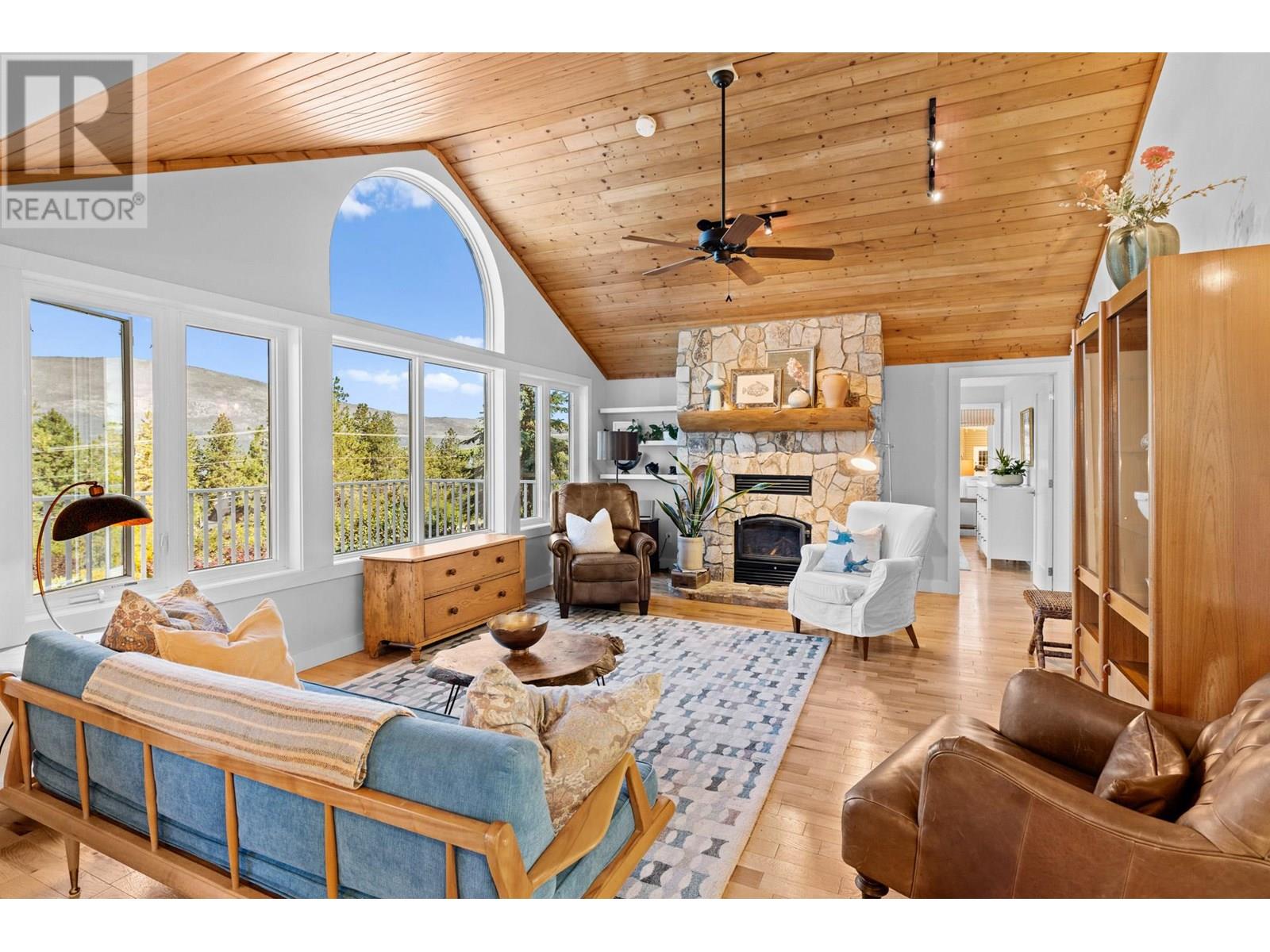  16699 Carrs Landing Road, Lake Country